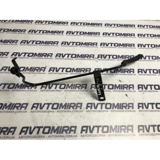 Трубка вакуумного насоса Hyundai Santa FE II 2.2 CRDI 2005-2009 3739227400